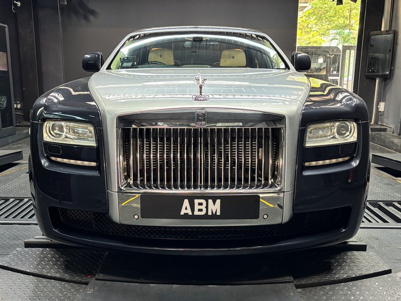 2010 ROLLS ROYCE GHOST